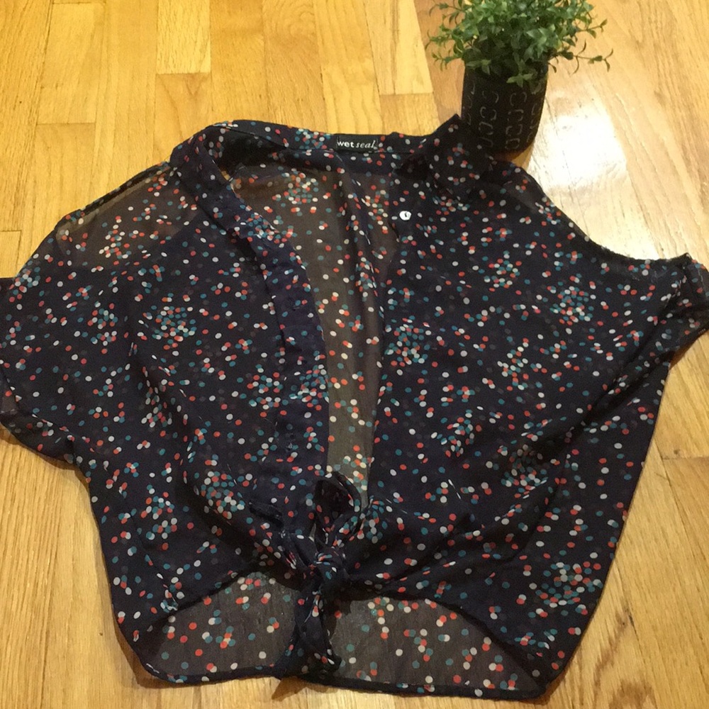 Polka Dot crop top with tie in front
